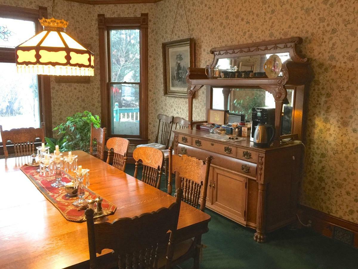 Lehrkind Mansion Bed & Breakfast Бозман Экстерьер фото